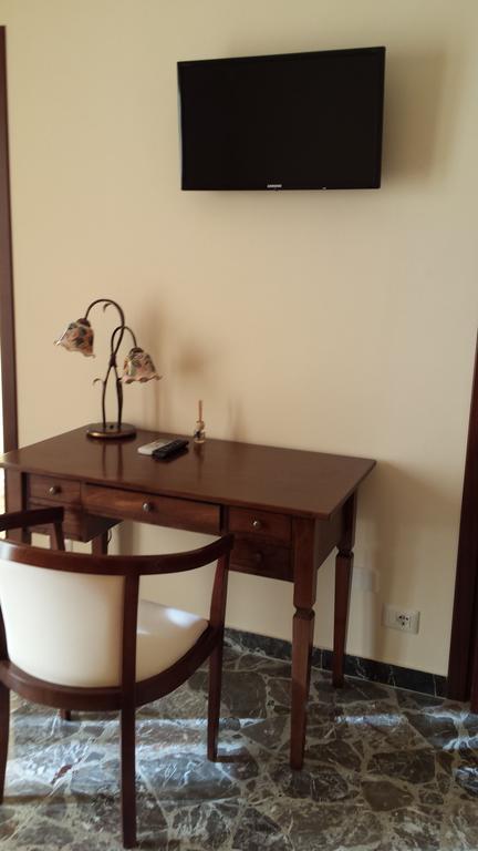 B&B Capo Sant'Alessio SantʼAlessio Siculo Habitación foto